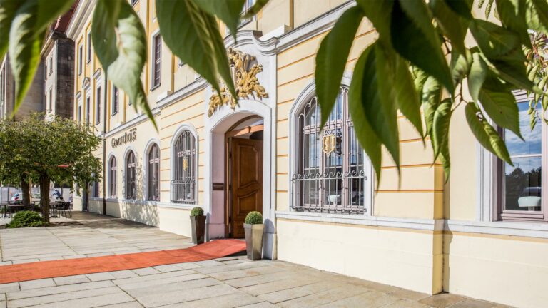 Gewandhaus Home 01 768x432