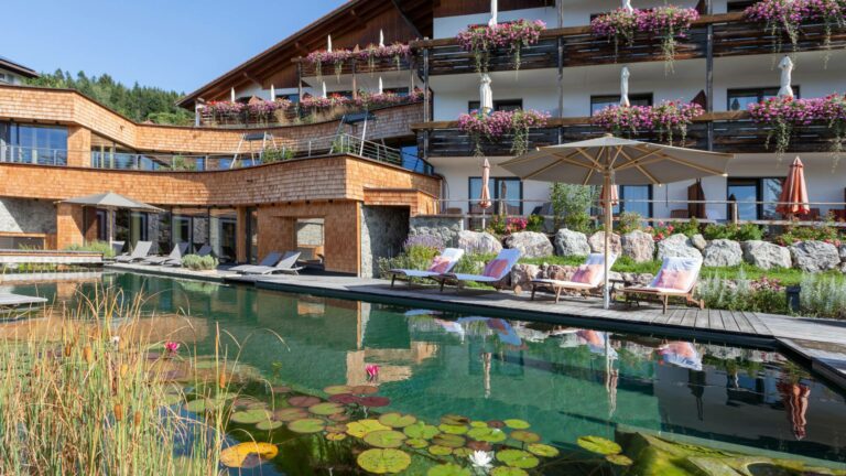 haus nah pool 9547 movingp 768x432