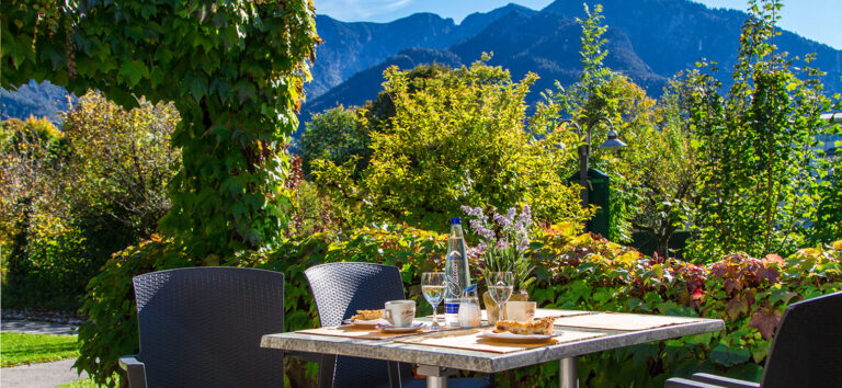 AMBER Bad Reichenhall ausblick fruehstueck 768x354